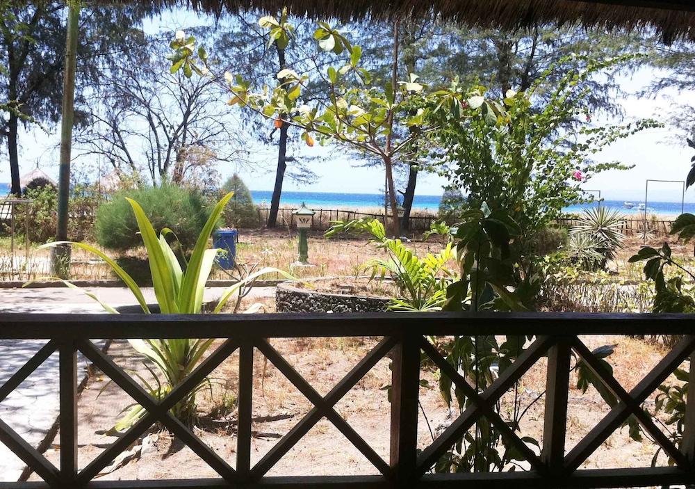 Oyo 2861 Hotel Gili Air & Restaurant Экстерьер фото
